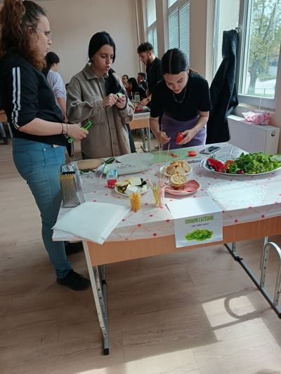 Кулинарно състезание: "Красиво салата нареди и с витамини се зареди" 6