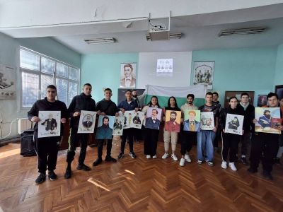 Образователния спектакъл "Подвигът на народните будители" на сцената на ПТГ "Васил Левски" 6