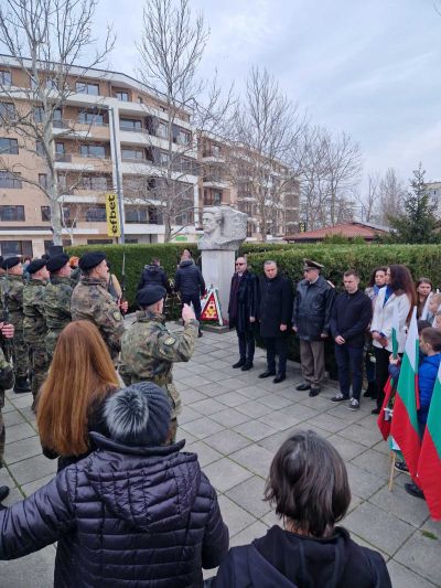 Отбелязваме 151 години от обесването на Васил Левски 3